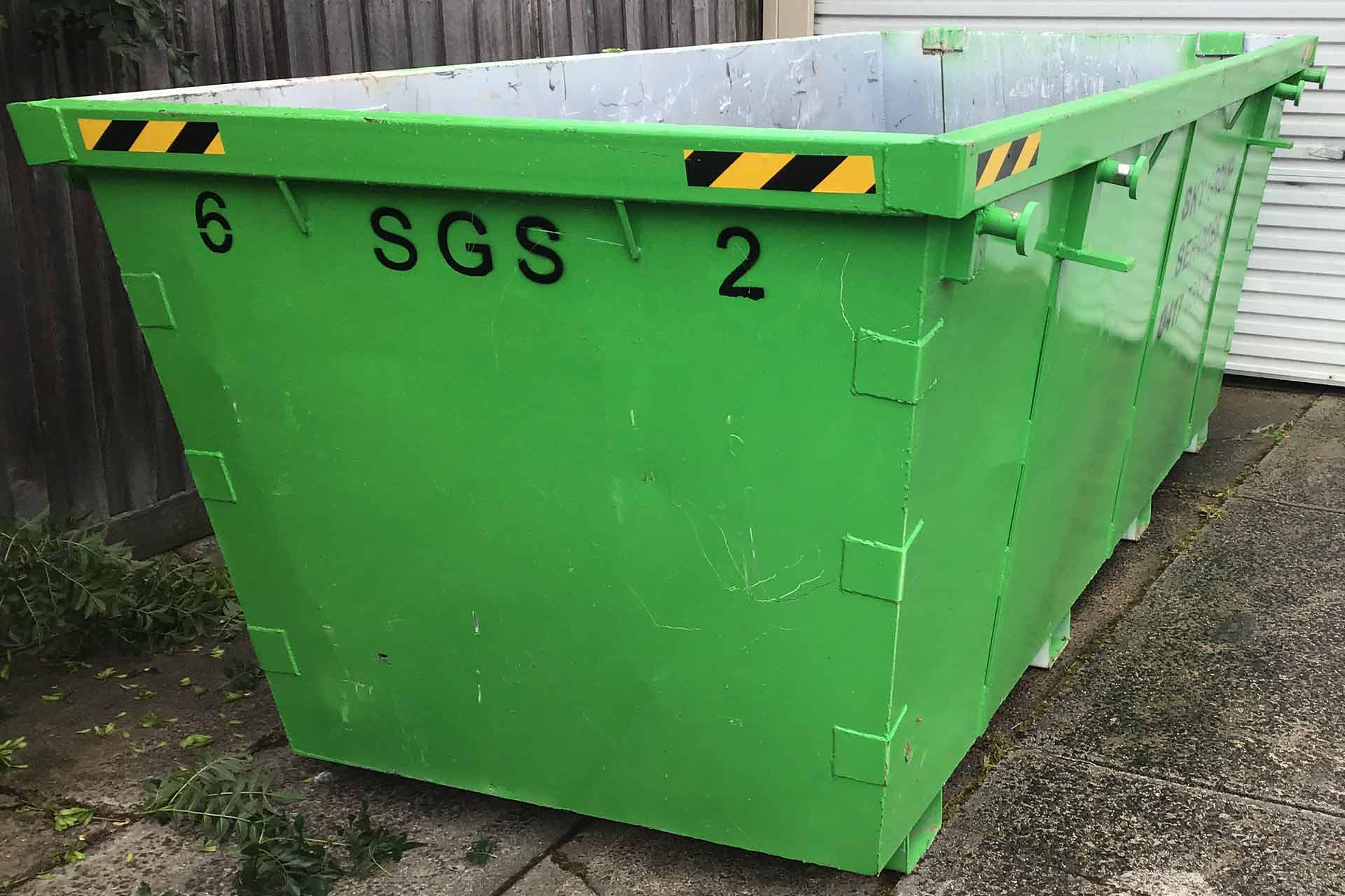 6m Skip Bin (4.5 x 1.8 x 0.9)